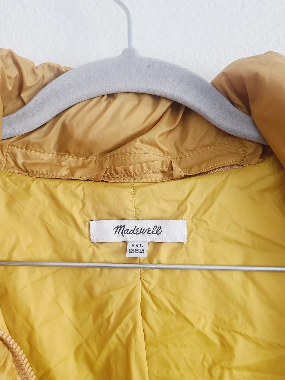 Madewell Mustard Yellow Puffer Jacket - Lightweight Warmth - Picture 4 of 10